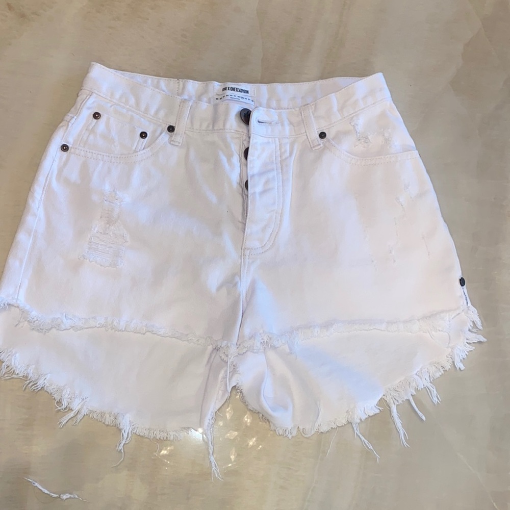One teaspoon shorts